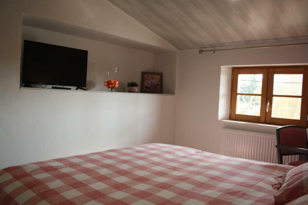 Chambre D'Hote Le Mercier Calmont  Buitenkant foto